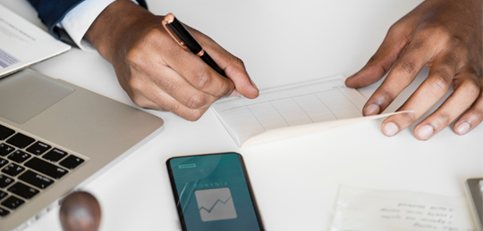 5 ways to manage financial risk Raising_the_bar_ways_to_manage_financial_risks